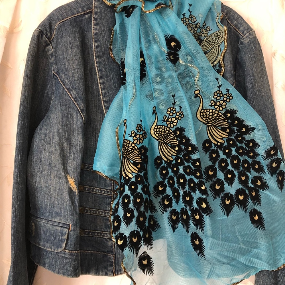Parisian-style Gold-trim SKY BLUE Peacock scarf